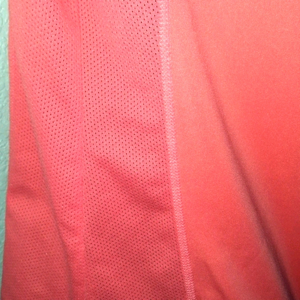 Women's shirt - Picture 2 of 3